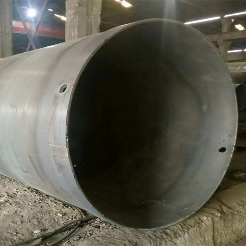 选择昆明钢护筒的材质时，主要考虑哪些因素